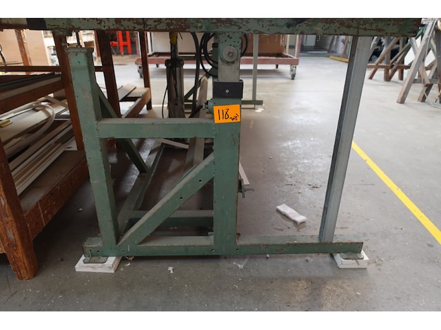 Verstelbare metalen werktafel - afbeelding 2 van  3