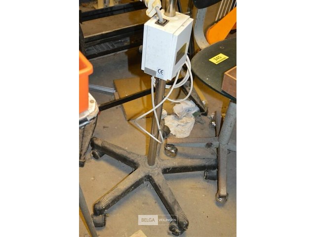 Verstelbare werklamp - afbeelding 3 van  4