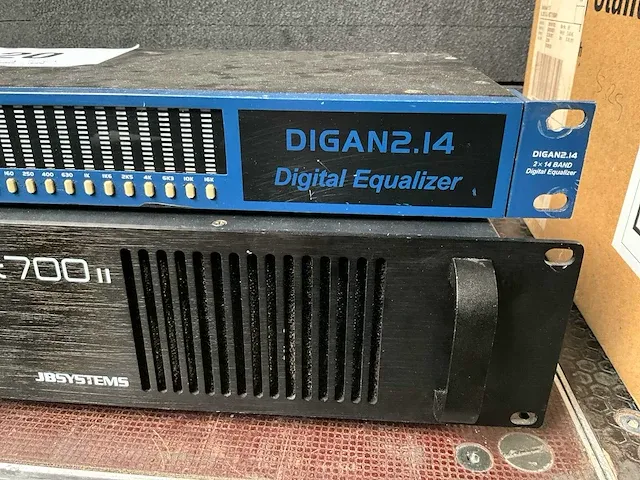 Versterker jbsystems vx700 ii en equalizer alto digan2.14 eq - afbeelding 3 van  3