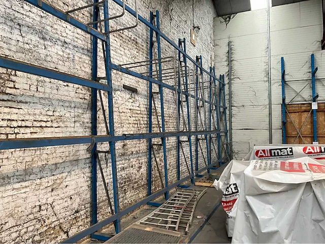 Verticaal - pallet racking 28m - afbeelding 8 van  17
