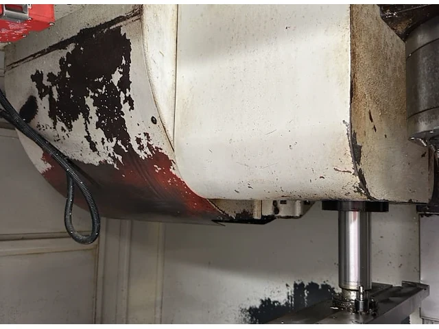 Verticaal bewerkingscentrum hurco vmx40 - afbeelding 8 van  9