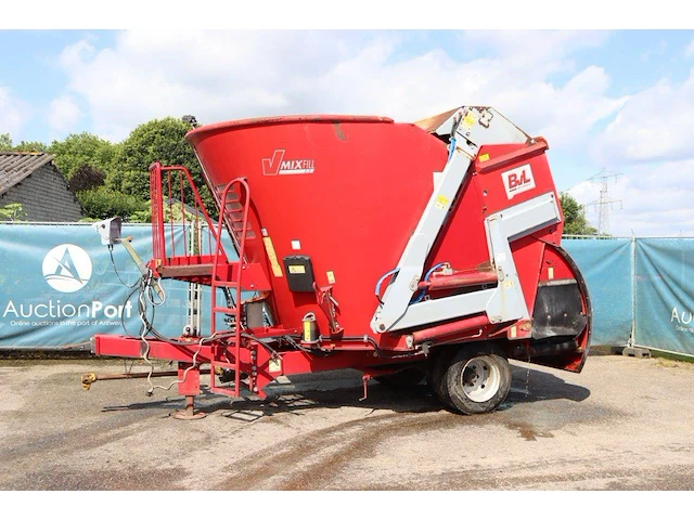 Verticaal feed mixer bvl v-mix13ls 10550kg 2015 - afbeelding 1 van  1