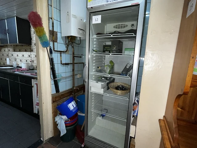 Vertical cooler ice tea - afbeelding 1 van  3
