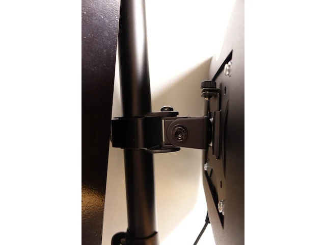 Vertical mounted dual monitor base, with 1x 17" dell monitor - afbeelding 3 van  3