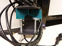 Vertical mounted dual monitor base, with 2x 17" dell monitor - afbeelding 3 van  3