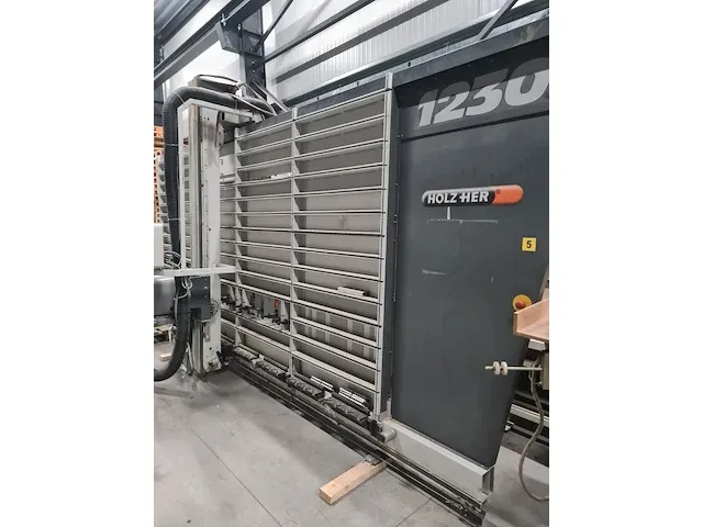 Verticale paneelzaag holzher pk1230 - 2003 - afbeelding 1 van  7