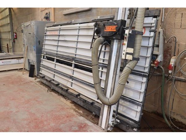 Verticale paneelzaaginstallatie harwi pirana - afbeelding 1 van  3