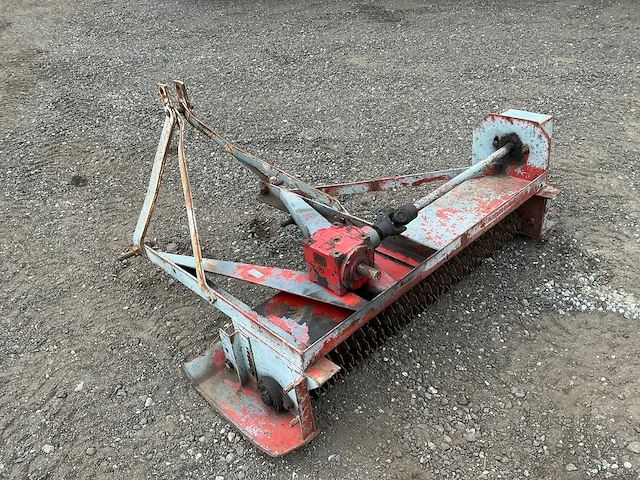 Verticuteermachine - afbeelding 1 van  4