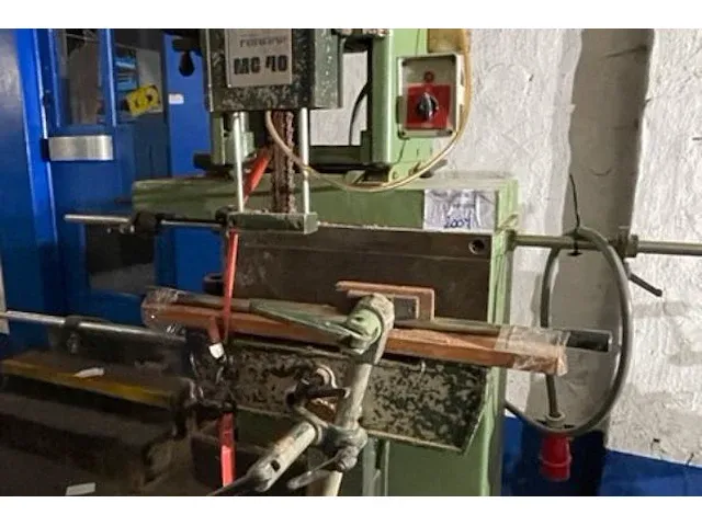 Vertongen framar kettingboormachine - afbeelding 3 van  10