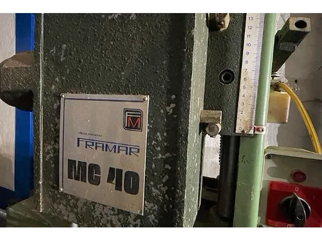 Vertongen framar kettingboormachine - afbeelding 4 van  10