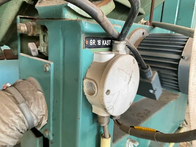 Vertongen lintzaagmachine - afbeelding 9 van  10