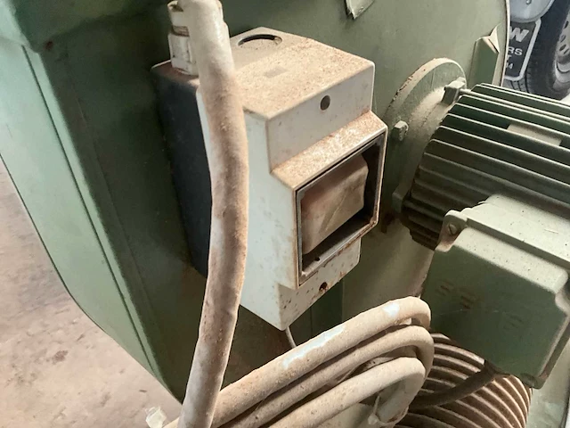 Vertongen nv houtbewerkingsafzuiginstallatie - afbeelding 7 van  8