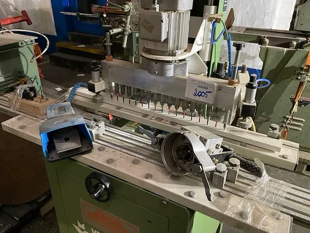Vertongen potboormachine met rijboring - afbeelding 1 van  13