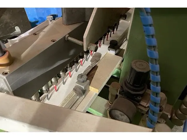 Vertongen potboormachine met rijboring - afbeelding 9 van  13