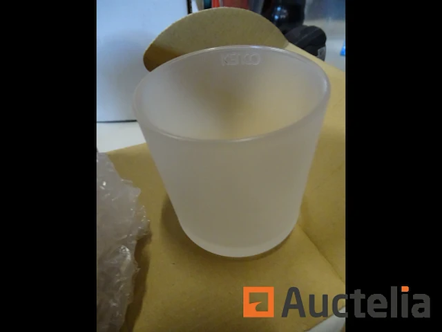 Vervangende beker voor keuco lotion dispenser edition 300 genuine crystal - afbeelding 2 van  3