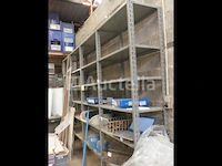 Verwijderbare metalen planken - afbeelding 1 van  4