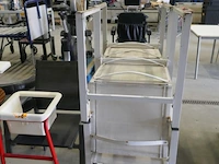 Verzameling stoelen - afbeelding 1 van  7