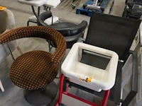 Verzameling stoelen - afbeelding 3 van  7