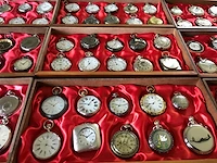 Verzameling zakhorloges (82x) inclusief 3 display kastjes - afbeelding 14 van  21