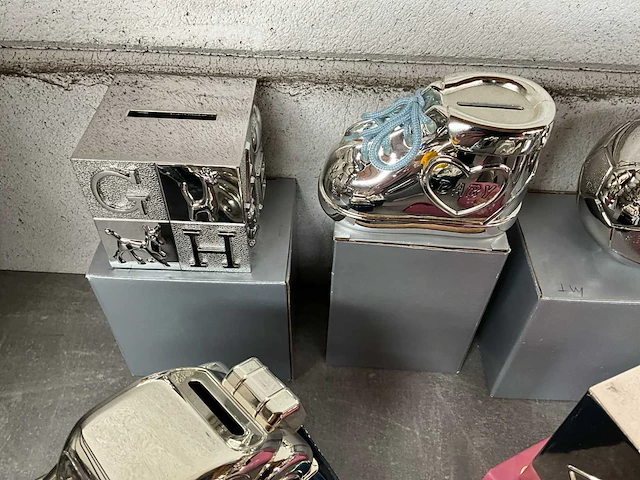Verzilverde spaarpotten van o.a. zilverstad (18x) - afbeelding 6 van  12