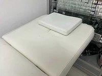 Verzorgingstafel met staande lamp - afbeelding 11 van  15