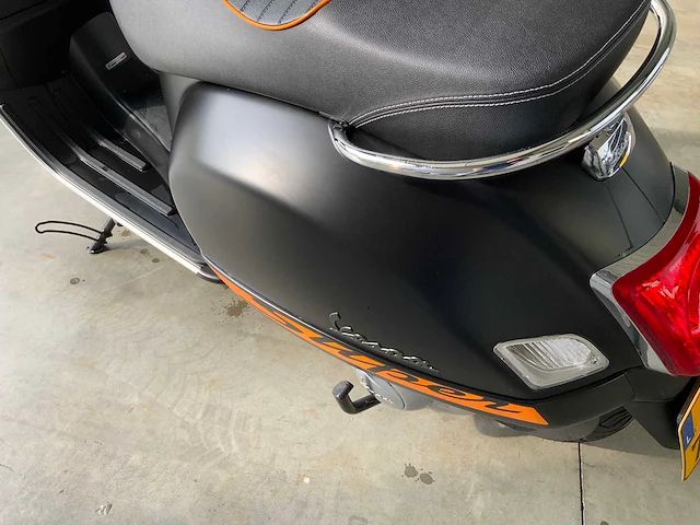 Vespa - gts 300 supersport abs - motorcycle - afbeelding 10 van  22