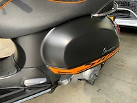Vespa - gts 300 supersport abs - motorcycle - afbeelding 18 van  22