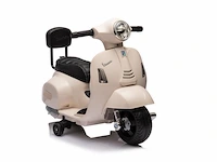 Vespa gts mini elektrische kinderscooter 6v - wit - afbeelding 5 van  5