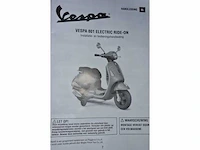 Vespa gts - afbeelding 4 van  6