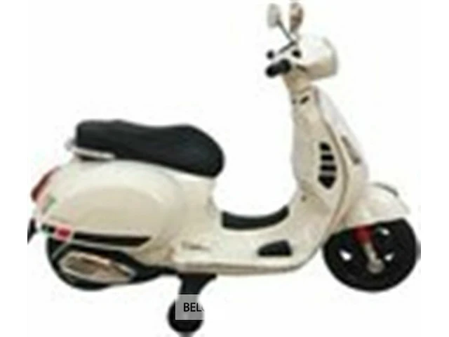 Vespa gts - afbeelding 1 van  5