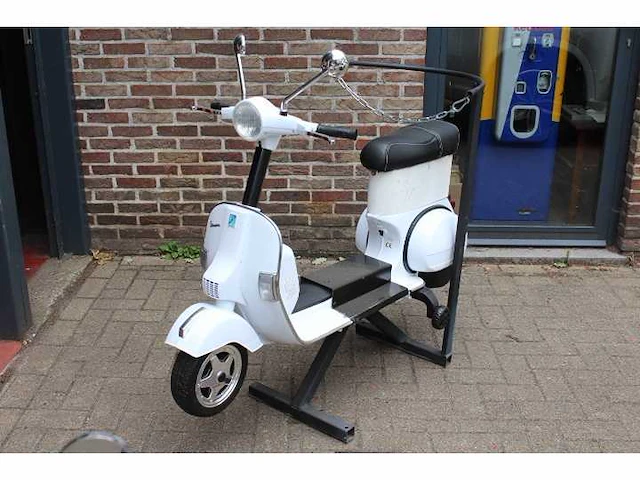 Vespa kinder kappersstoel - afbeelding 1 van  4