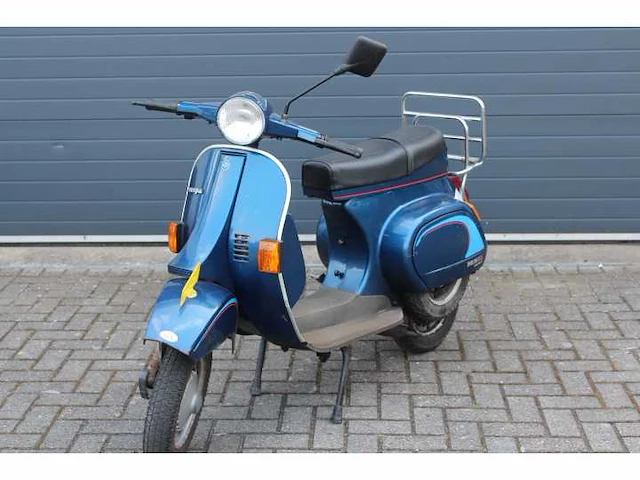 Vespa piaggio - pk50 - retro scooter - afbeelding 1 van  6