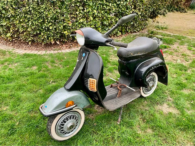 Vespa piaggio 50 special - zwart - project - afbeelding 1 van  14