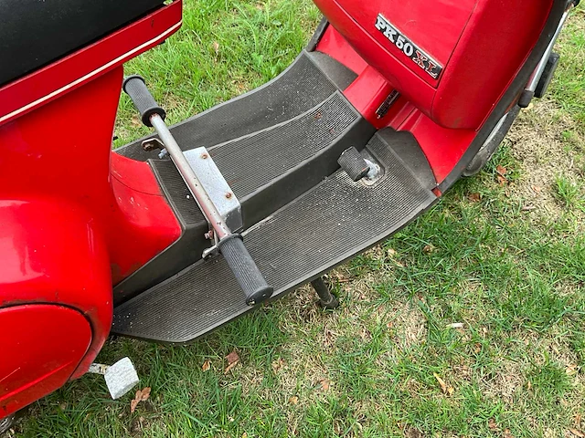 Vespa piaggio pk50xl rood - project - afbeelding 5 van  17