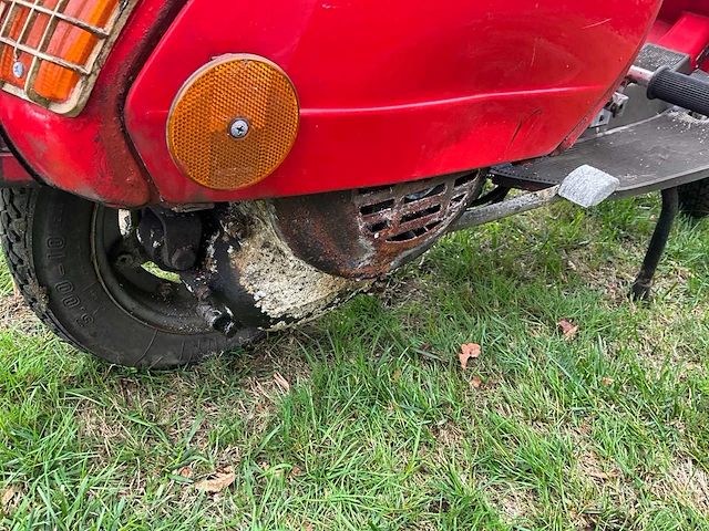 Vespa piaggio pk50xl rood - project - afbeelding 6 van  17