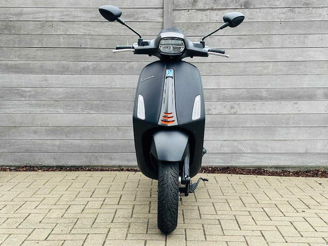Vespa sprint s elettrica scooter - afbeelding 6 van  9