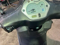 Vespa - afbeelding 5 van  5