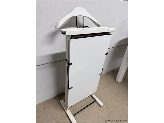 Vestenhouder en broekenverwarmer - afbeelding 2 van  4