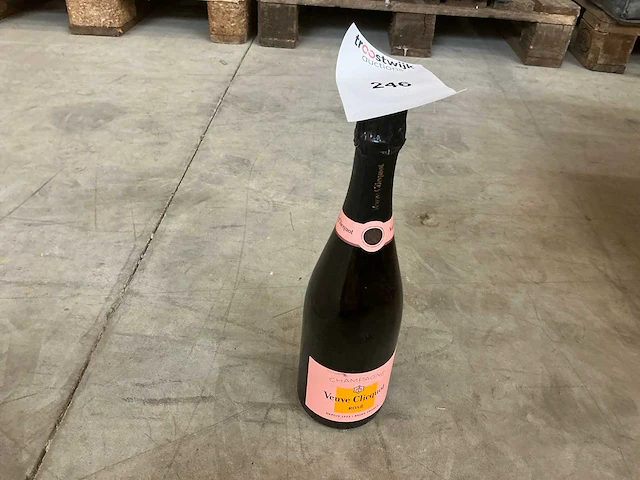 Veuve clicquot rosé champagne (3x) - afbeelding 1 van  3