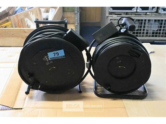 Vga haspel 25m 2 st - afbeelding 1 van  2