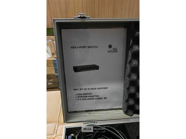 Vga switch in koffer - afbeelding 2 van  7