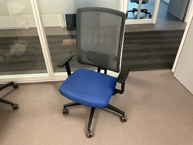 Viasit linea ergonomische bureaustoelen - blauw (4x) - afbeelding 1 van  8