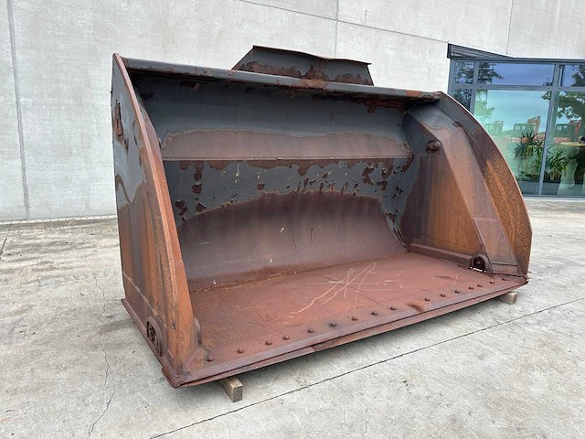 Viby - 2014 - l220g - voorzetapparatuur - afbeelding 2 van  9