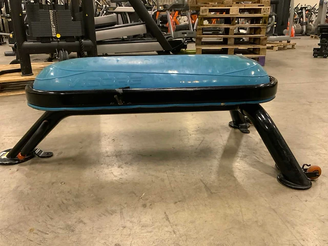Vicore flat bench air krachtstation - afbeelding 3 van  4