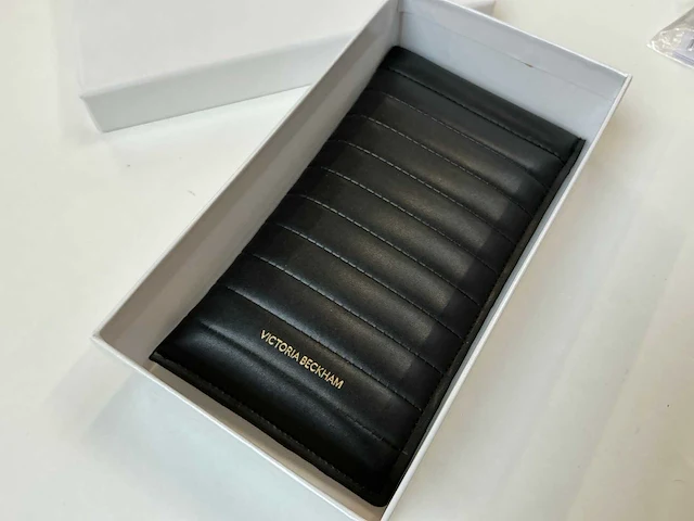 Victoria beckham zonnebril (7x) - afbeelding 8 van  8