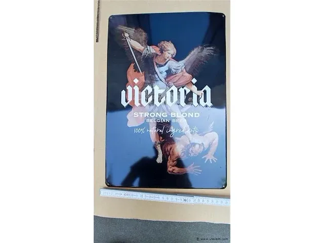 Victoria strong blond bier origineel reclamebord metaal - afbeelding 3 van  4