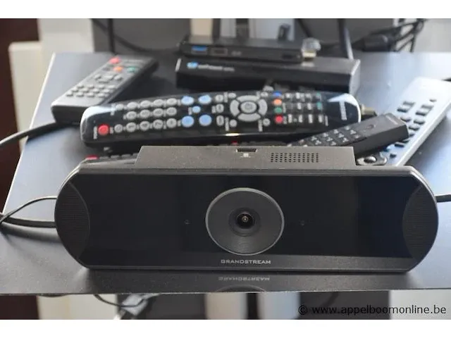 Videoconferentie met flatscreen grandstream en standaard - afbeelding 2 van  2