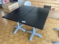 Vier metalen tafels voorzien van formica bovenblad - afbeelding 3 van  3