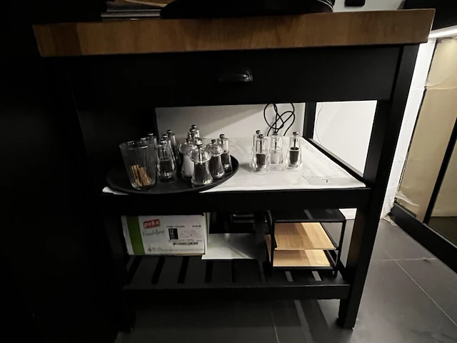 Vierkante demonstratietafel - afbeelding 2 van  4