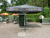 Vierkante parasol met voet - afbeelding 2 van  7